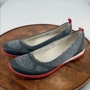 Merrell Shoes Wm 8 Ballet Flat Sneakers Mounument/Red Slip On Sneakers